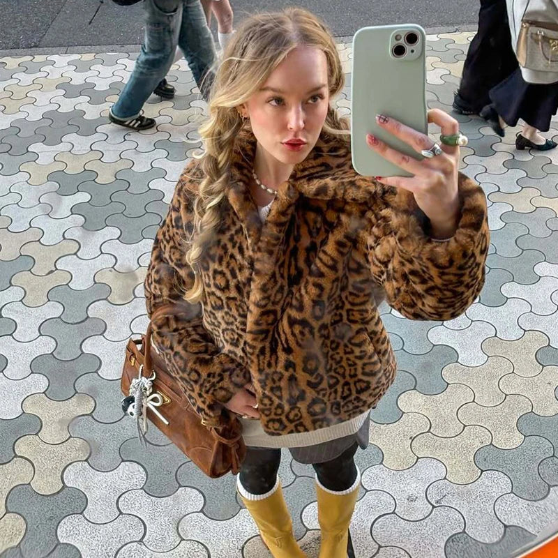 MUJER Faux Fur Coat Plush Fluffy